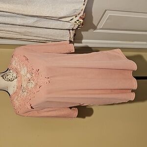 Elegant Lace Detail Blouse in Mauve